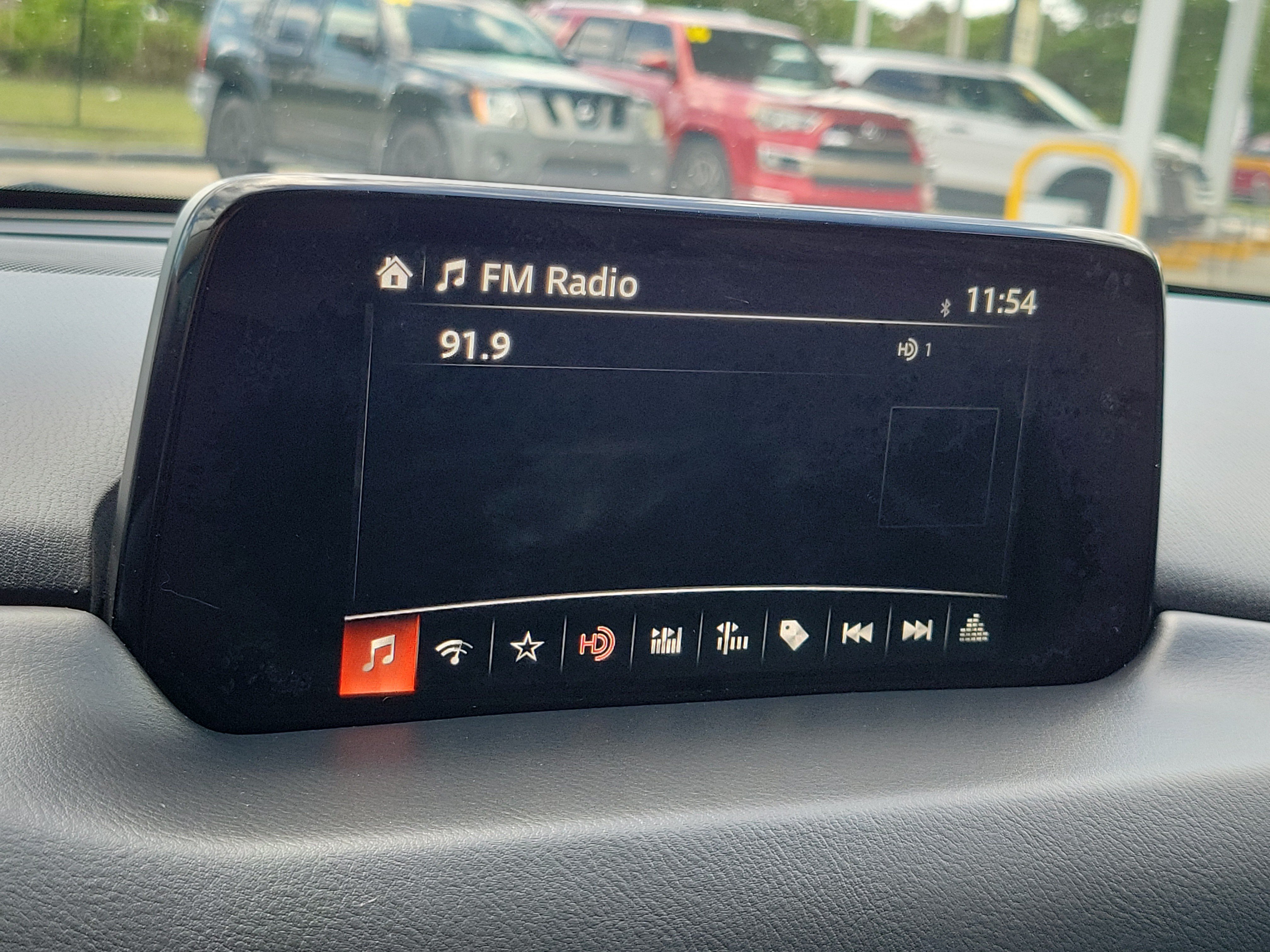 Used 2018 MAZDA CX-5 Touring w/ Preferred Equipment Package FWD image 21