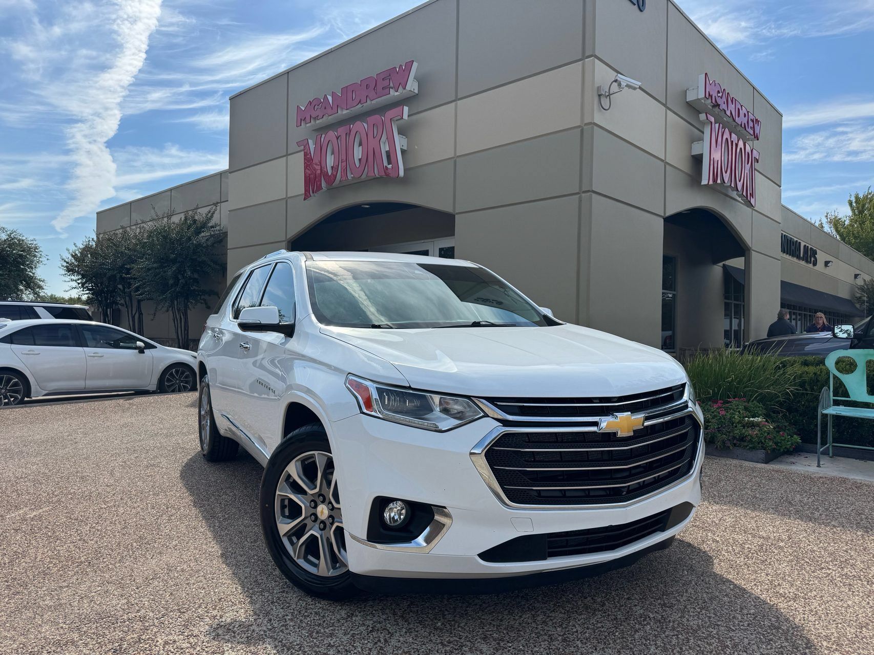 Used 2020 Chevrolet Traverse Premier AWD/4WD image 1