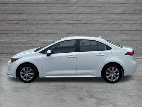 Used 2024 Toyota Corolla LE FWD image 4