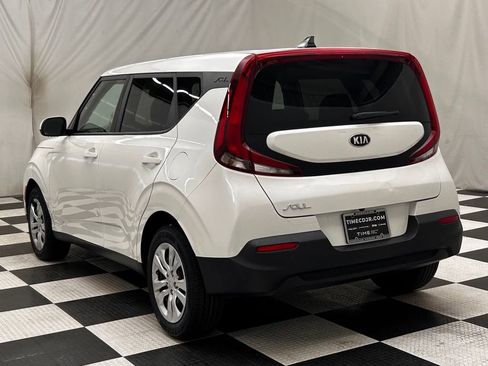 Used 2020 Kia Soul LX FWD image 5