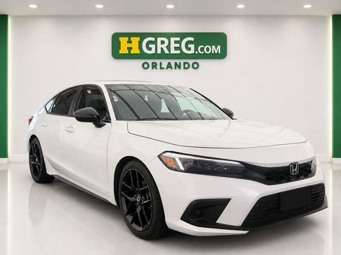 Used 2023 Honda Civic Sport image 4