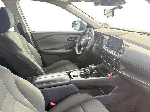 Used 2023 Nissan Rogue S image 14