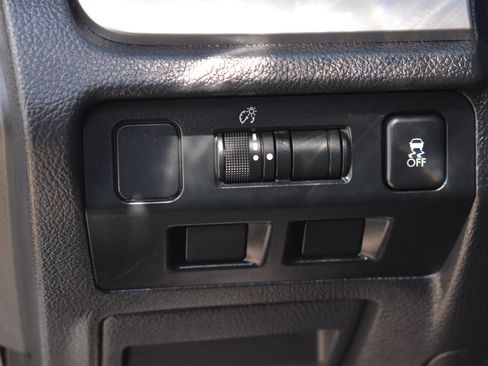 Used 2018 Subaru Forester 2.5i w/ Alloy Wheel Package AWD/4WD image 16