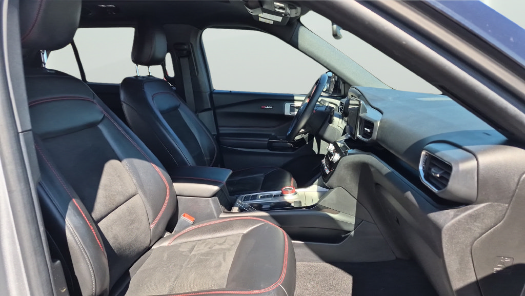 Used 2022 Ford Explorer ST-Line RWD image 30