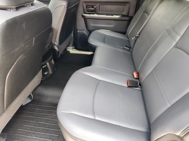 Certified 2025 RAM 2500 Tradesman AWD/4WD image 38