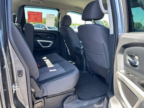Certified 2024 Nissan Titan SV w/ SV Convenience Package AWD/4WD image 9