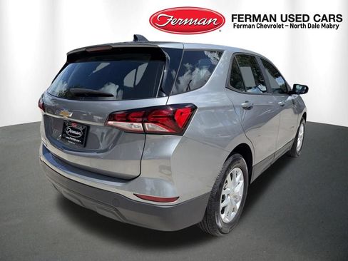 Used 2023 Chevrolet Equinox LS FWD image 2