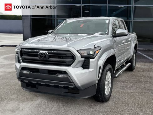 Used 2024 Toyota Tacoma SR5 image 7