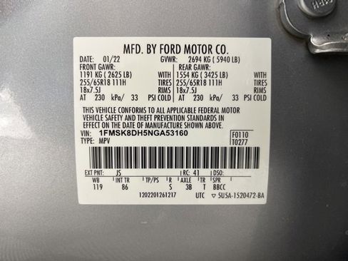 Used 2022 Ford Explorer XLT image 35