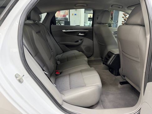 Used 2018 Chevrolet Impala LS FWD image 15