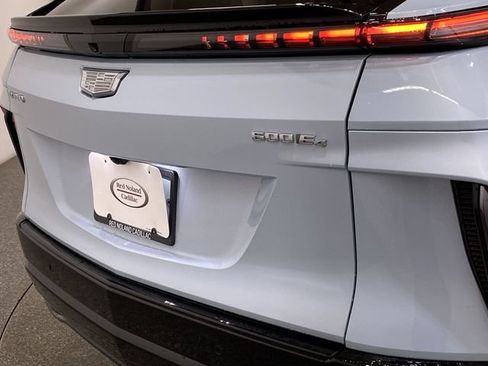New 2025 Cadillac Lyriq Sport AWD/4WD image 32