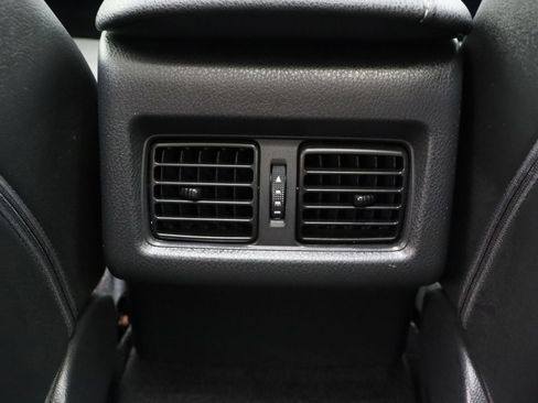 Used 2018 Toyota Camry XSE image 31