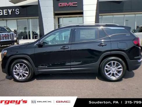 Used 2023 GMC Terrain SLT image 5