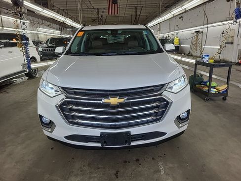 Used 2018 Chevrolet Traverse High Country image 2