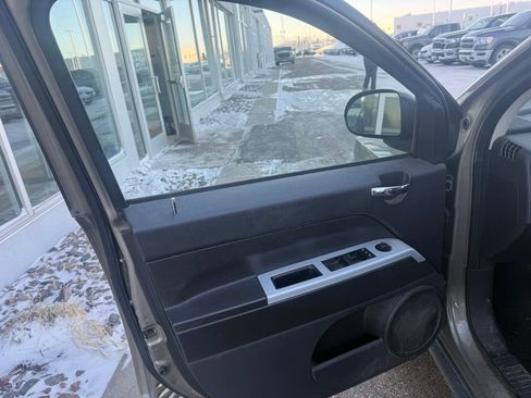 Used 2008 Jeep Compass Sport image 26