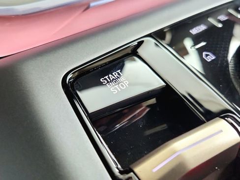 Used 2025 BMW X3 xDrive30i w/ Convenience Package image 28