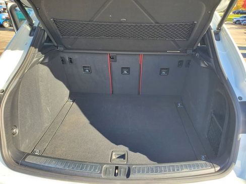 Used 2017 Porsche Macan S image 6