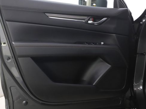 Used 2023 MAZDA CX-5 AWD 2.5 S w/ Premium Package image 18