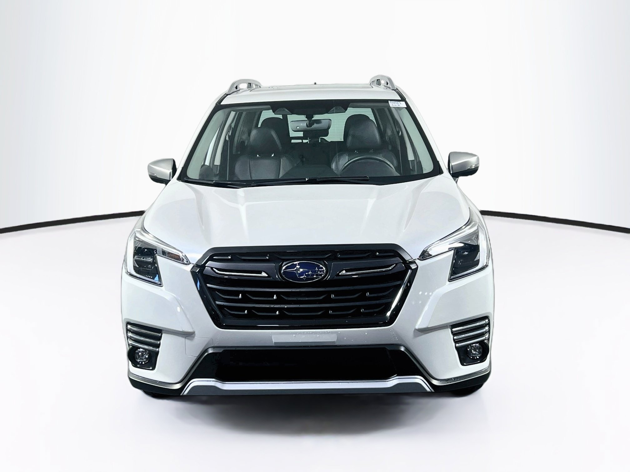 Used 2024 Subaru Forester Touring AWD/4WD image 2