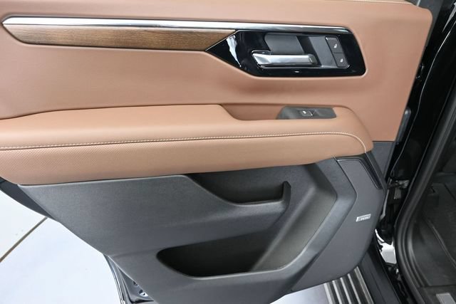 New 2026 Chevrolet Tahoe High Country AWD/4WD image 28