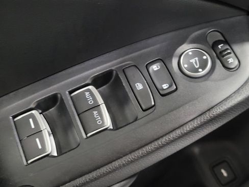 Used 2019 Honda Accord LX image 27