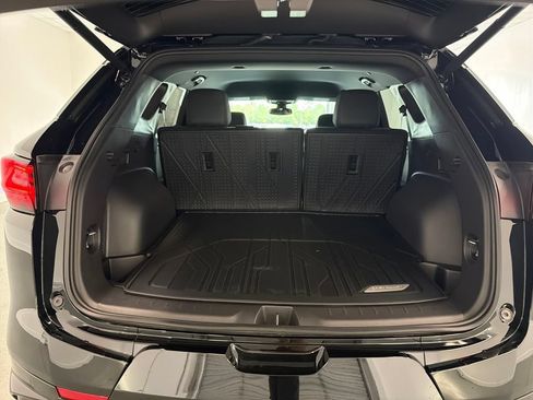 New 2026 Chevrolet Blazer RS w/ LPO, Floor Liner Package FWD image 8