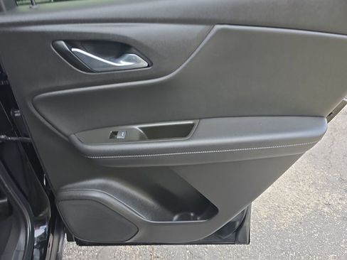 Used 2019 Chevrolet Blazer LT FWD image 14