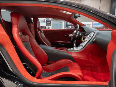 Used 2008 Bugatti Veyron AWD/4WD image 29