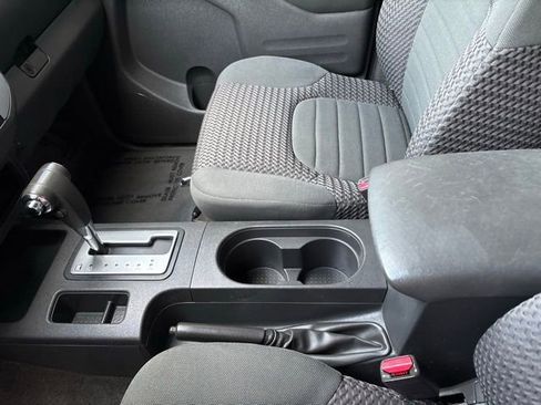 Used 2016 Nissan Frontier SV image 20