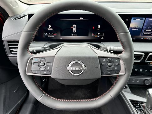 New 2026 Nissan Sentra SR w/ SR Premium Package FWD image 19