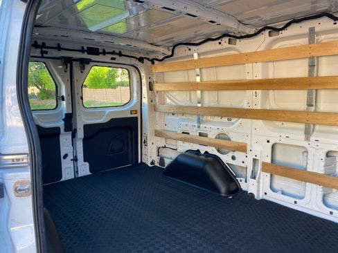 Used 2025 Ford Transit 250 Low Roof w/ Exterior Upgrade Package RWD image 12