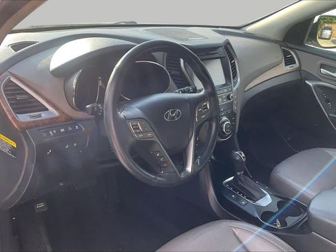 Used 2017 Hyundai Santa Fe Limited FWD image 15