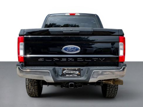 Used 2018 Ford F250 XL w/ STX Appearance Package AWD/4WD image 8