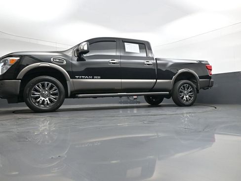 Used 2019 Nissan Titan Platinum Reserve w/ Platinum Utility Package AWD/4WD image 43