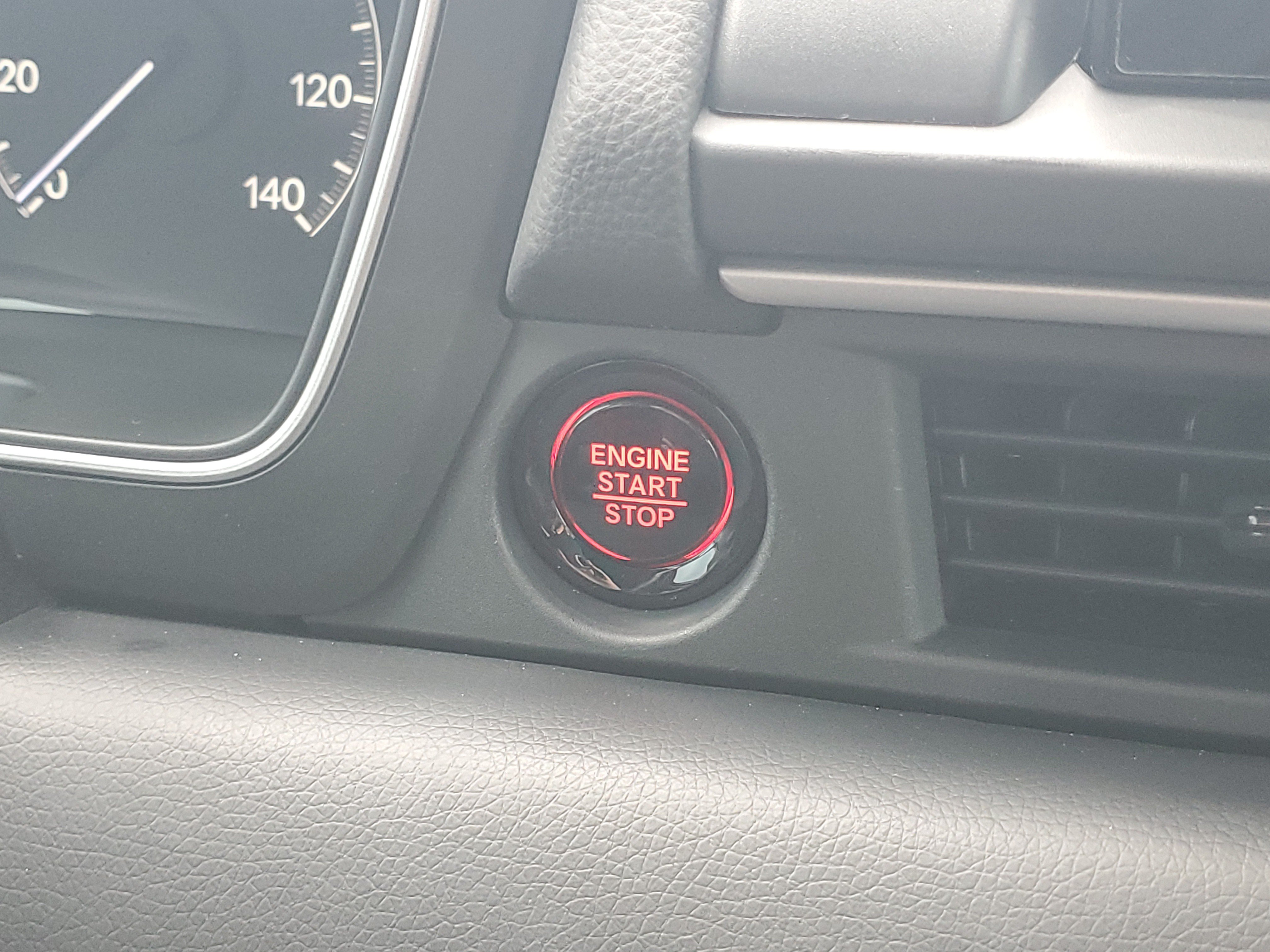 Used 2023 Honda Pilot Touring image 29