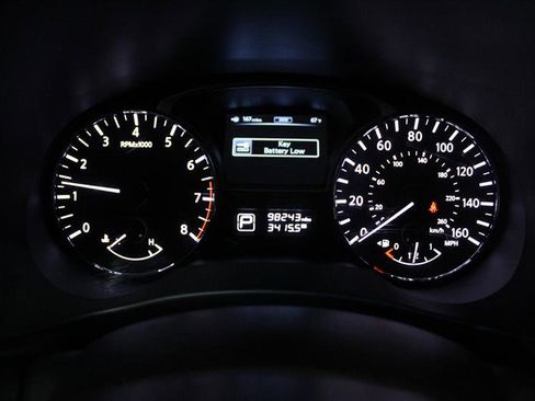 Used 2013 Nissan Pathfinder SL w/ SL Premium Pkg image 17