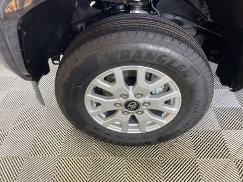 New 2026 Toyota Tacoma SR5 image 4