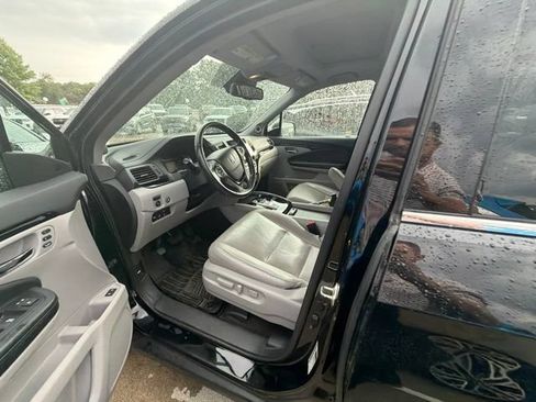 Used 2017 Honda Pilot Elite image 20