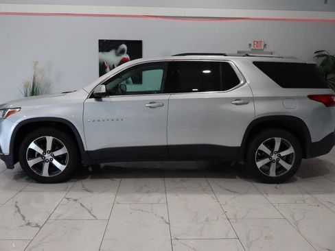Used 2018 Chevrolet Traverse LT FWD image 6
