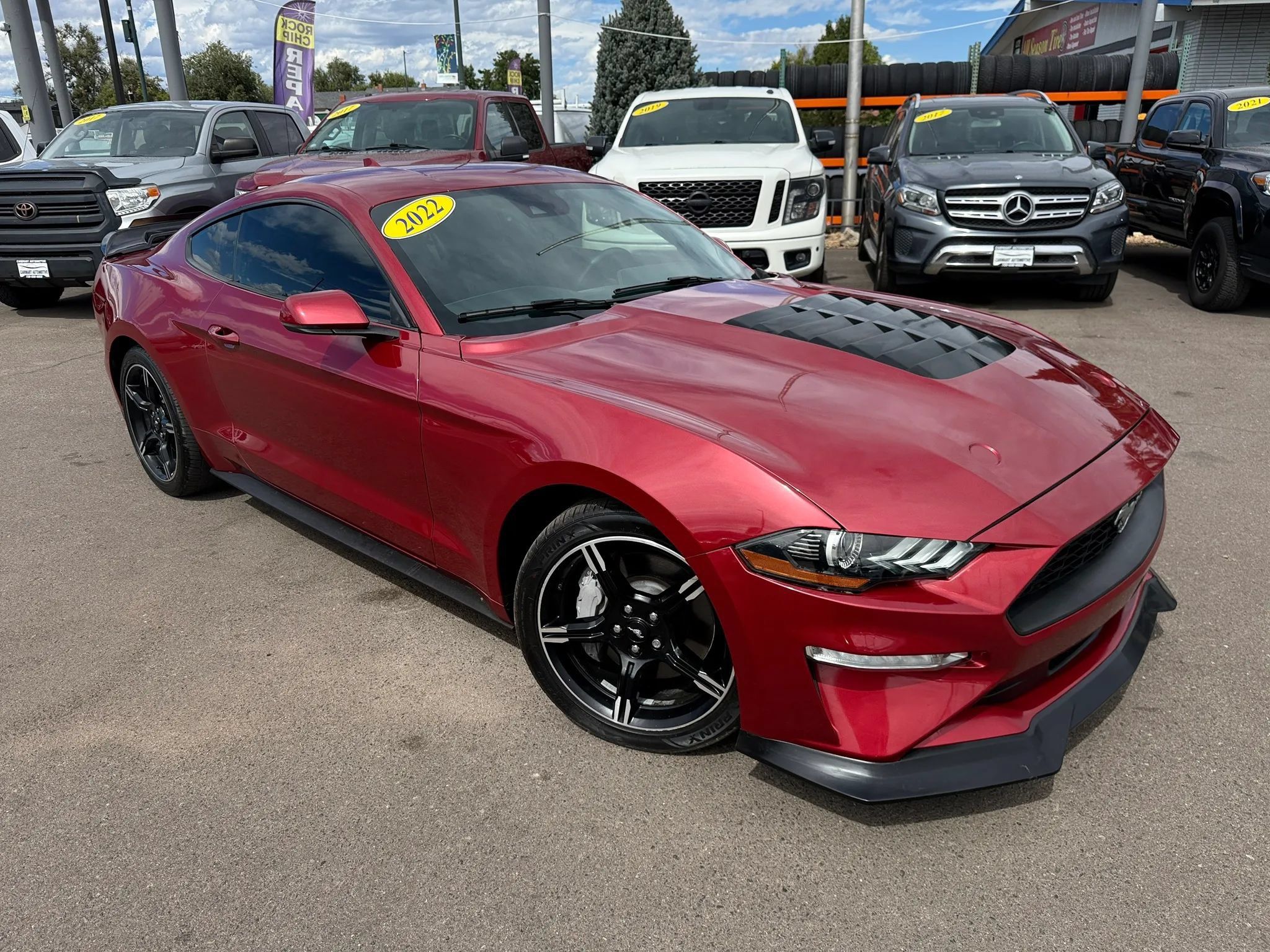 Used 2022 Ford Mustang GT Premium w/ Equipment Group 401A RWD image 3