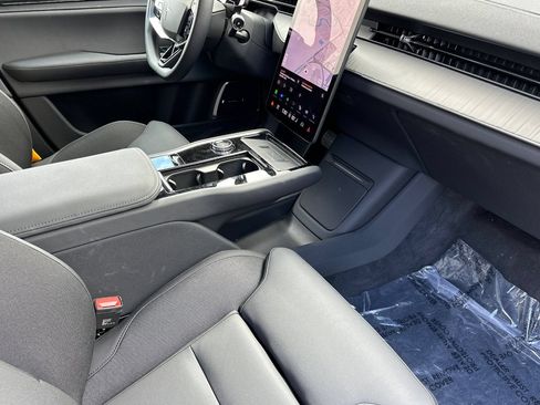 Used 2025 Polestar Polestar 3 AWD/4WD image 18