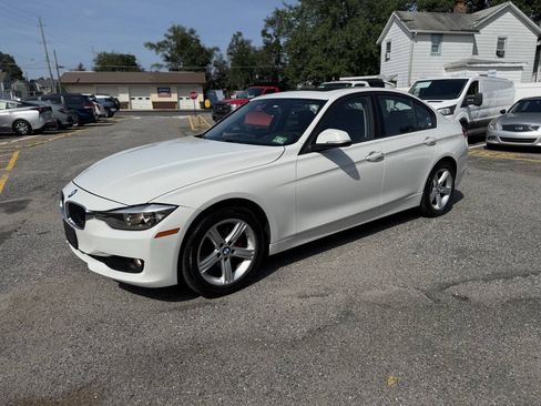 Used 2014 BMW 320i xDrive Sedan AWD/4WD image 18