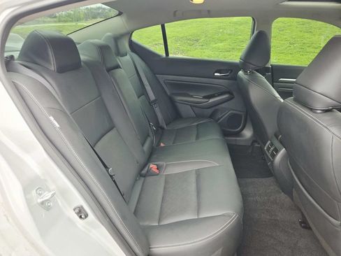 Used 2023 Nissan Altima 2.5 SL FWD image 15