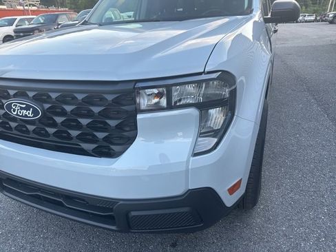 New 2025 Ford Maverick XL image 9