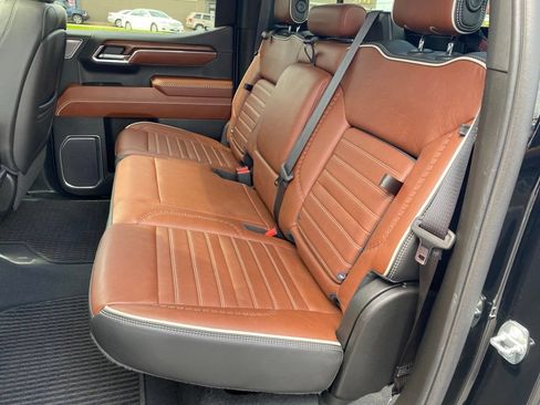 Used 2023 GMC Sierra 1500 Denali Ultimate AWD/4WD image 28