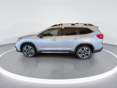 Used 2024 Subaru Ascent Touring AWD/4WD image 5