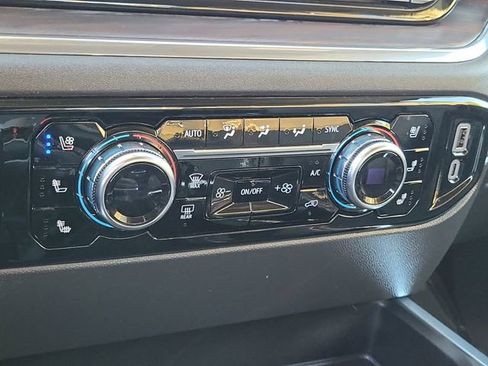 Used 2025 GMC Sierra 1500 SLT w/ SLT Premium Package image 12