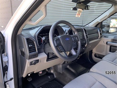 Used 2022 Ford F550 2WD Crew Cab Super Duty image 23