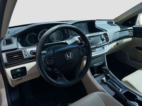 Used 2015 Honda Accord EX-L image 9