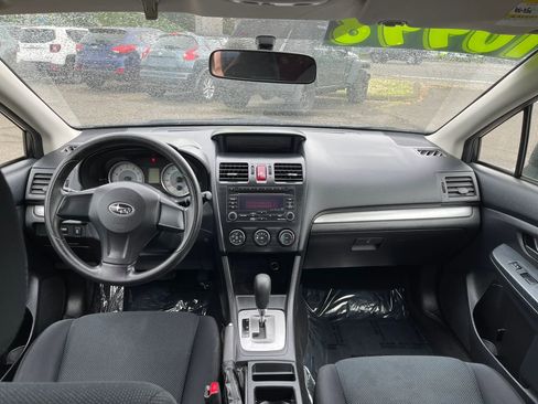 Used 2012 Subaru Impreza 2.0i image 9